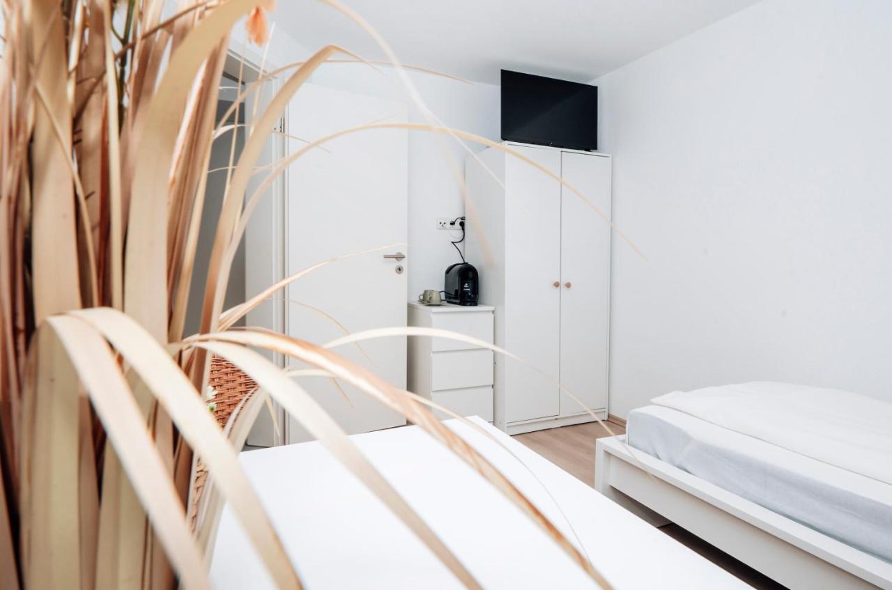 Kurzzeitglueck 24H Self Check-In E02 Apartment Essen Bagian luar foto
