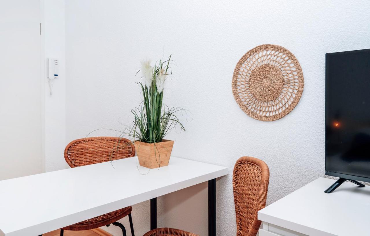 Kurzzeitglueck 24H Self Check-In E02 Apartment Essen Bagian luar foto