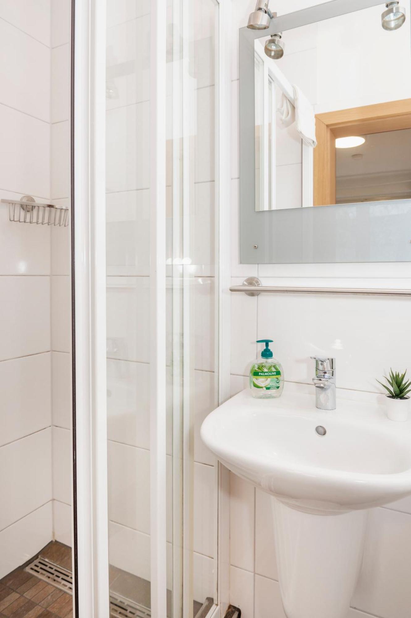 Kurzzeitglueck 24H Self Check-In E02 Apartment Essen Bagian luar foto