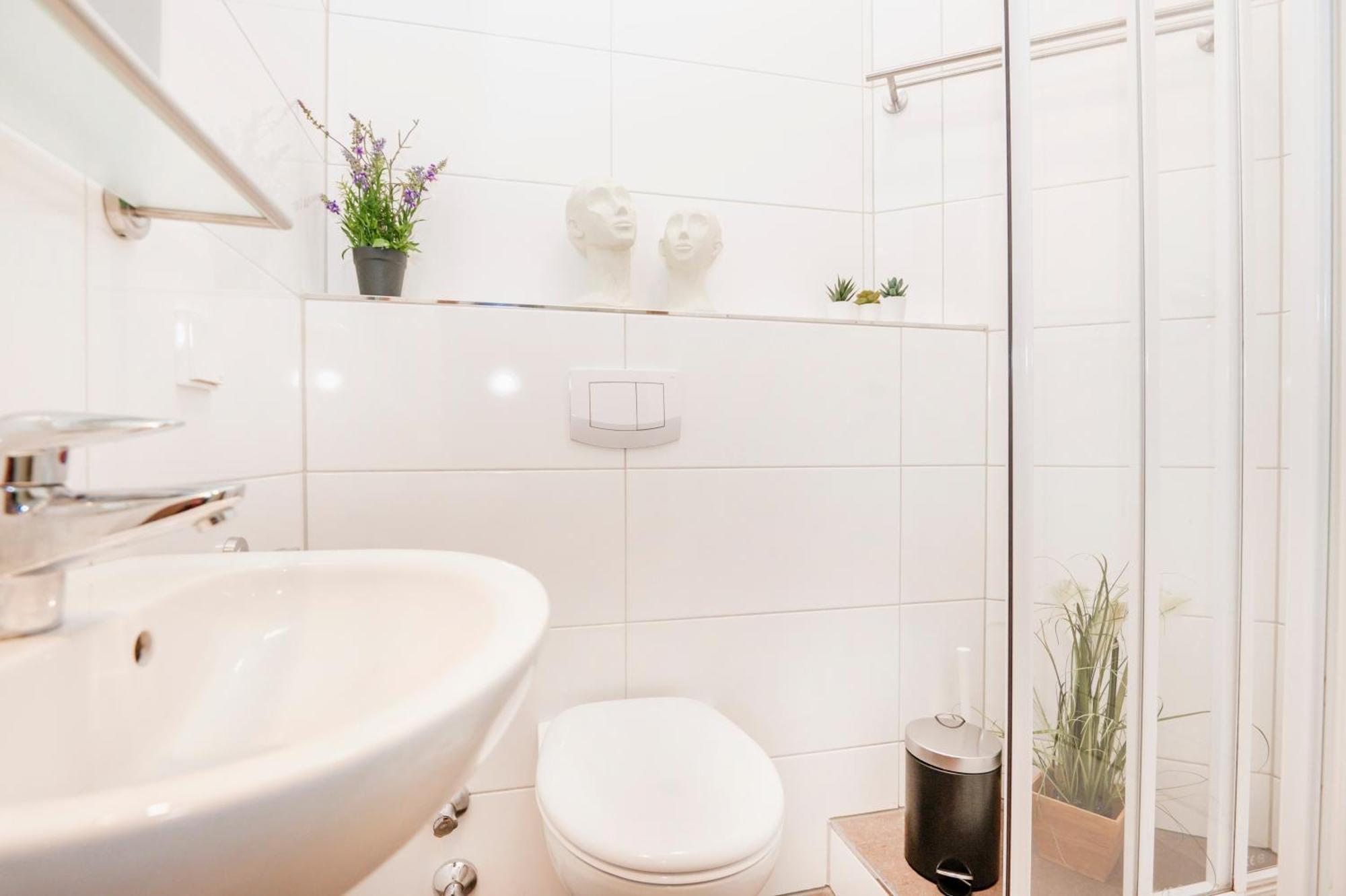 Kurzzeitglueck 24H Self Check-In E02 Apartment Essen Bagian luar foto